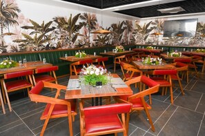 Dining - AGASTYA INN (Gadag-Betageri)