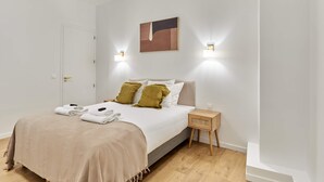 Unclassified image, 3 of 12, button - Charming AC apartment - Buttes Chaumont Park (Paris)