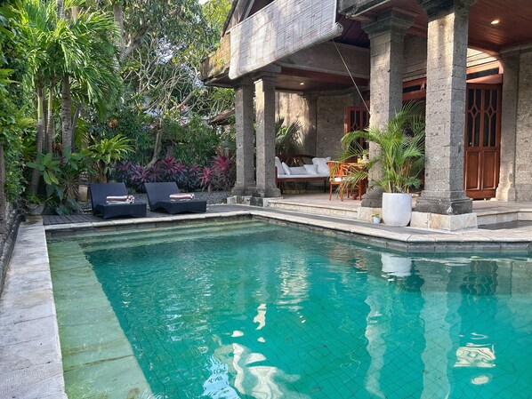 Alberca al aire libre 