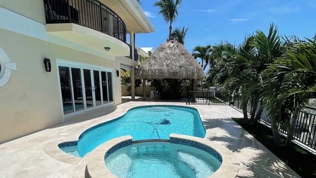 Pool - Tremendous 2-bedroom house with AC in charming Key Largo (Key Largo)