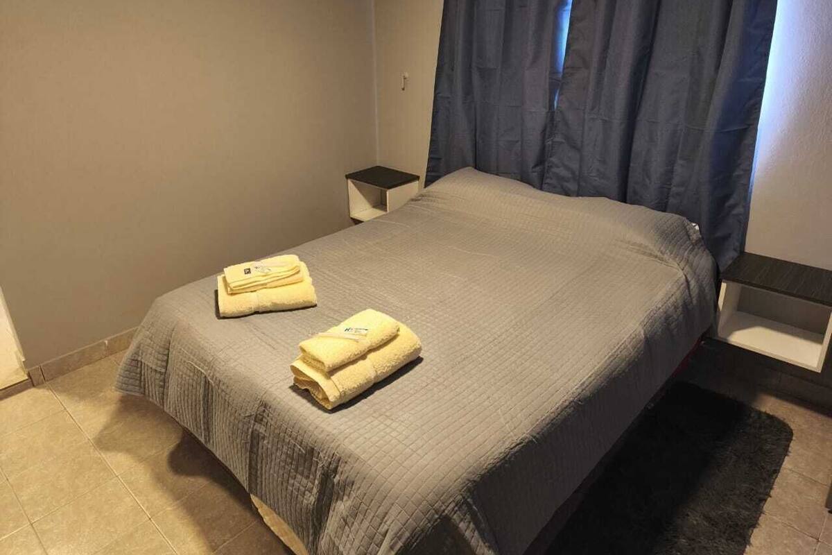 Ropa de cama de alta calidad, edredón y wifi gratis