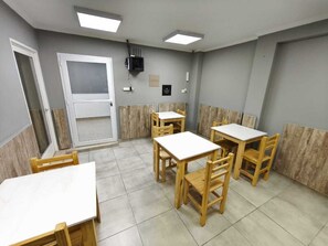 Tempat makan