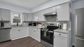 House | 3 bedrooms, Internet