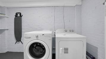 Rumah | 3 kamar tidur dan internet