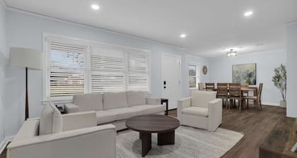 3BR Home Near AFB ASU Riverwalk Downtown