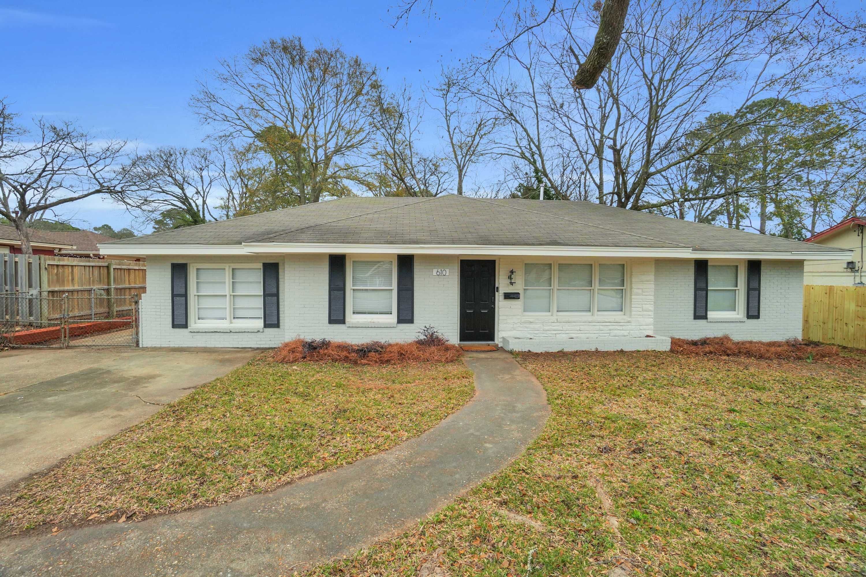 Rumah | 3 kamar tidur dan internet