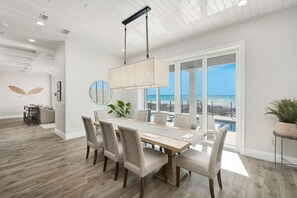 Dining - Restoration Point | Private Beach Access | Gulf Front | Private Pool (Santa Rosa Beach)