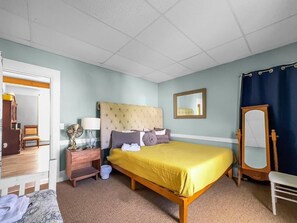 House, Balcony, Courtyard View | Free WiFi - The Kelly House (Ellicottville)