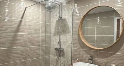 Modern cocoon · Quays of the Isère · 2 bedrooms