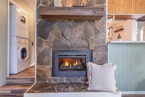 Interior - Modern Tahoe Getaway Near the Lake (Tahoe City)