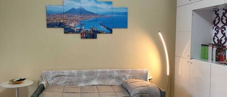 1 chambre, fer et planche à repasser, Wi-Fi gratuit, draps fournis