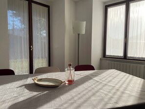 Dining - Spacious apartment for 6 people 3 rooms at the foot of the Brenta Dolomites (Stenico)