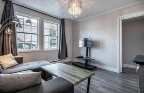 Living area - The Row hourse Retreat | Suite A (St. John's)