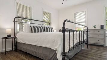 3 habitaciones, tabla de planchar con plancha y wifi gratis