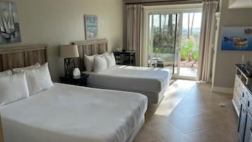 1 chambre, coffres-forts dans les chambres, fer et planche à repasser