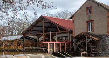 Gite, idéal en famille ou entre amis, proche parc d'attractions LE PAL.