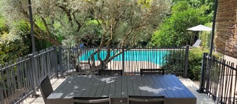 House with pool near Montpellier