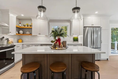 Beautiful new home near Portland in quiet Cumberland