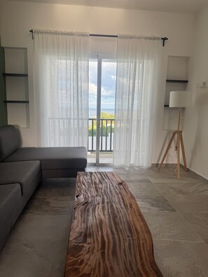 TV - 2-BEDROOM APARTMENT IN 2nd FLOOR  PACEFUL ISLA MUJERES, WITH AC AND POOL (Isla Mujeres)