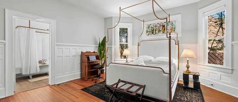 Schreibtisch, Bügeleisen/Bügelbrett, WLAN, Bettwäsche