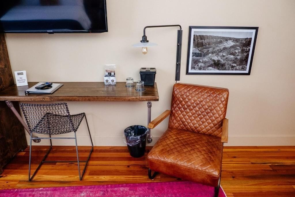 Deluxe Quadruple Room, City View | Interior