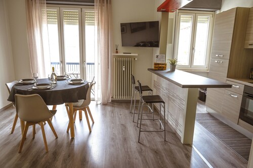 Very cozy apartment on the 3rd floor(with elevator) in downtown Cuneo