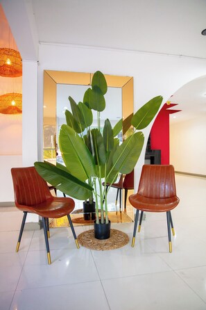 Interior - vanness hotel & villas  (San Salvador)