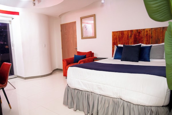 Classic Studio, Courtyard View