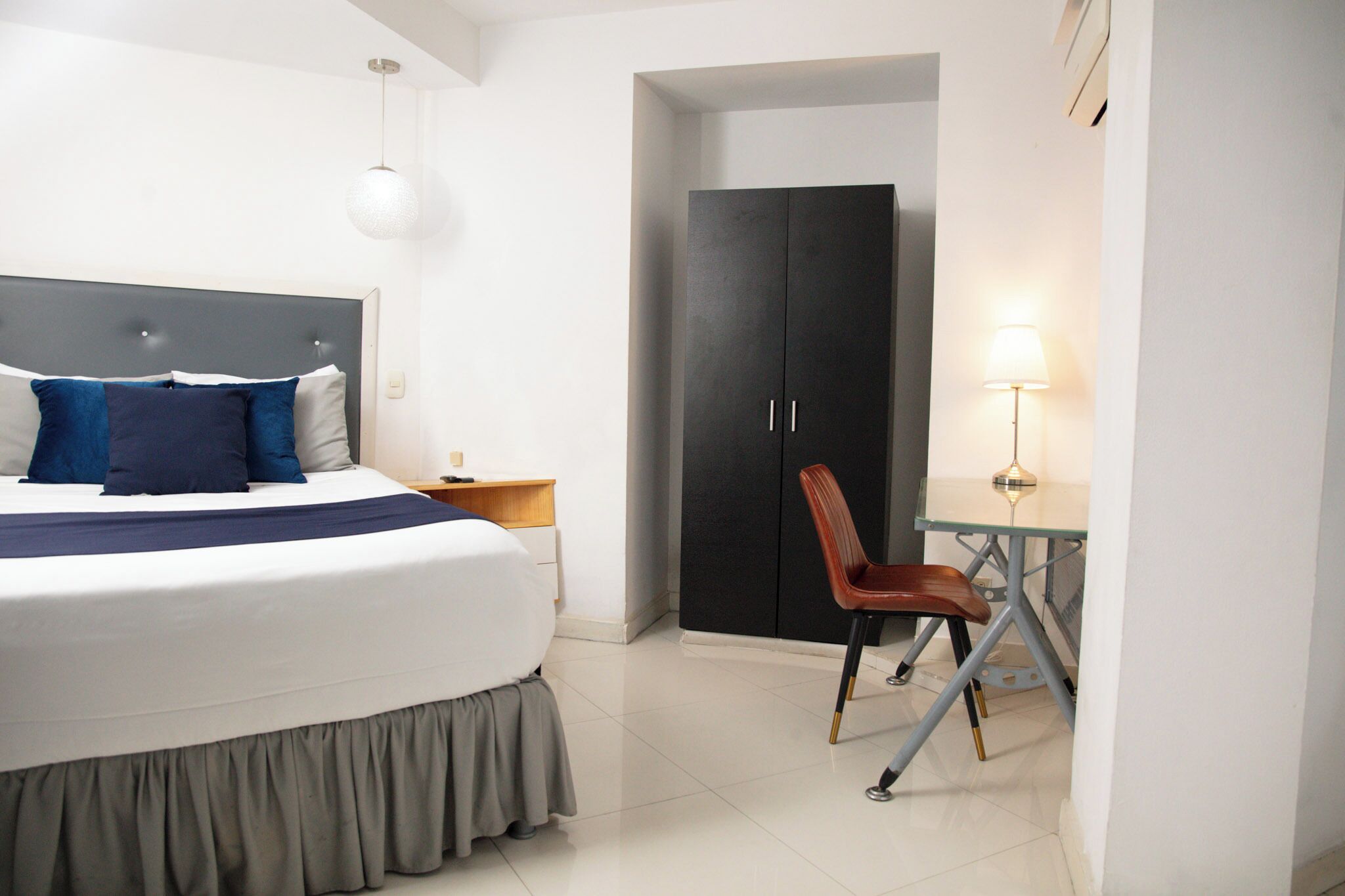 Classic Room | Free WiFi