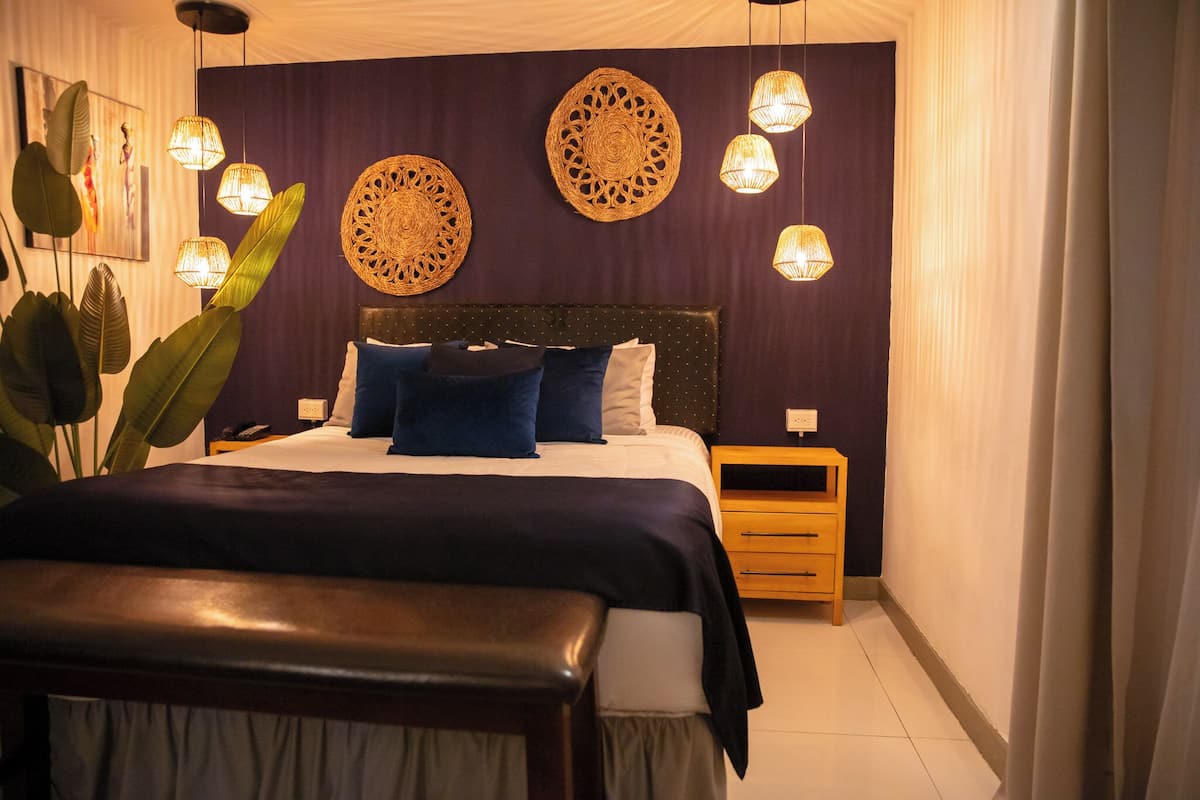 Junior Room | Free WiFi