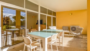 Outdoor dining - T2 Sereno c/Piscina em Vilamoura by LovelyStay (Olhos de Água)