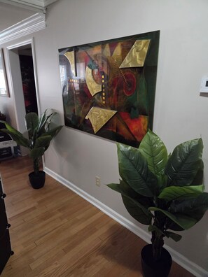 Interior - FIFA World Cup 5-bedroom house in Stonecrest with Basement, Gym and Theater Room (Stonecrest)