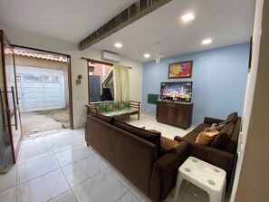 Living area - Maria Antônia's Family Home (Paraty)