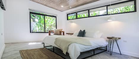 2 dormitorios, tabla de planchar con plancha, Internet y ropa de cama