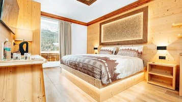 Deluxe Double or Twin Room, Balcony, Mountain View