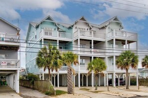 Exterior - Spacious 7BR Beachside Townhome w/Ocean and Canal Views (Carolina Beach)