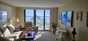 Smart TV - Beachfront Marco Island at South Seas with Spectacular Gulf Sunsets (Marco Island)
