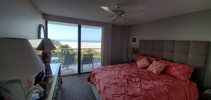 2 slaapkamers, een strijkplank/strijkijzer, reisbedje, gratis wifi