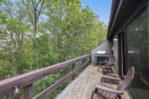 Property grounds - Ski-In, Chill-Out. Waterparks & Hiking: 108 Escape (Tannersville)