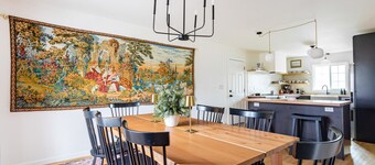 NEW: Chic Family Home in Boutique Town