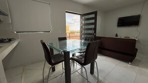 Comfort Apartment, Kitchen, Tower | Dining room - Residencia Gran Coyula Orange 508B (Tonala)