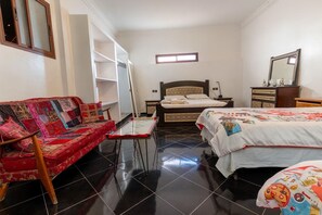 1 Schlafzimmer, Bügeleisen/Bügelbrett, kostenloses WLAN, Bettwäsche