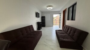 Appartement Classique, 3 chambres, patio, vue cour intérieure | Coin séjour