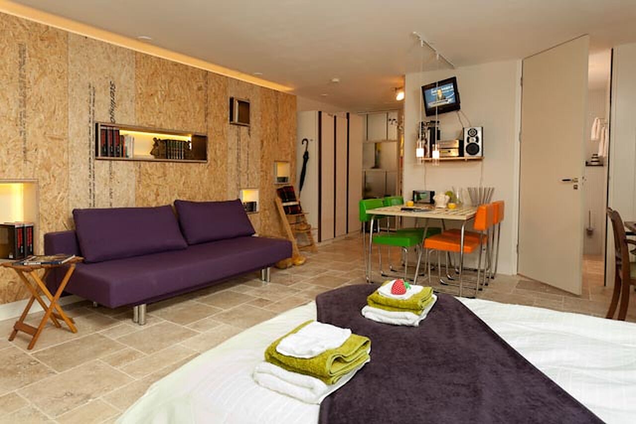 1 soverom, strykejern/-brett, internettilgang og sengetøy