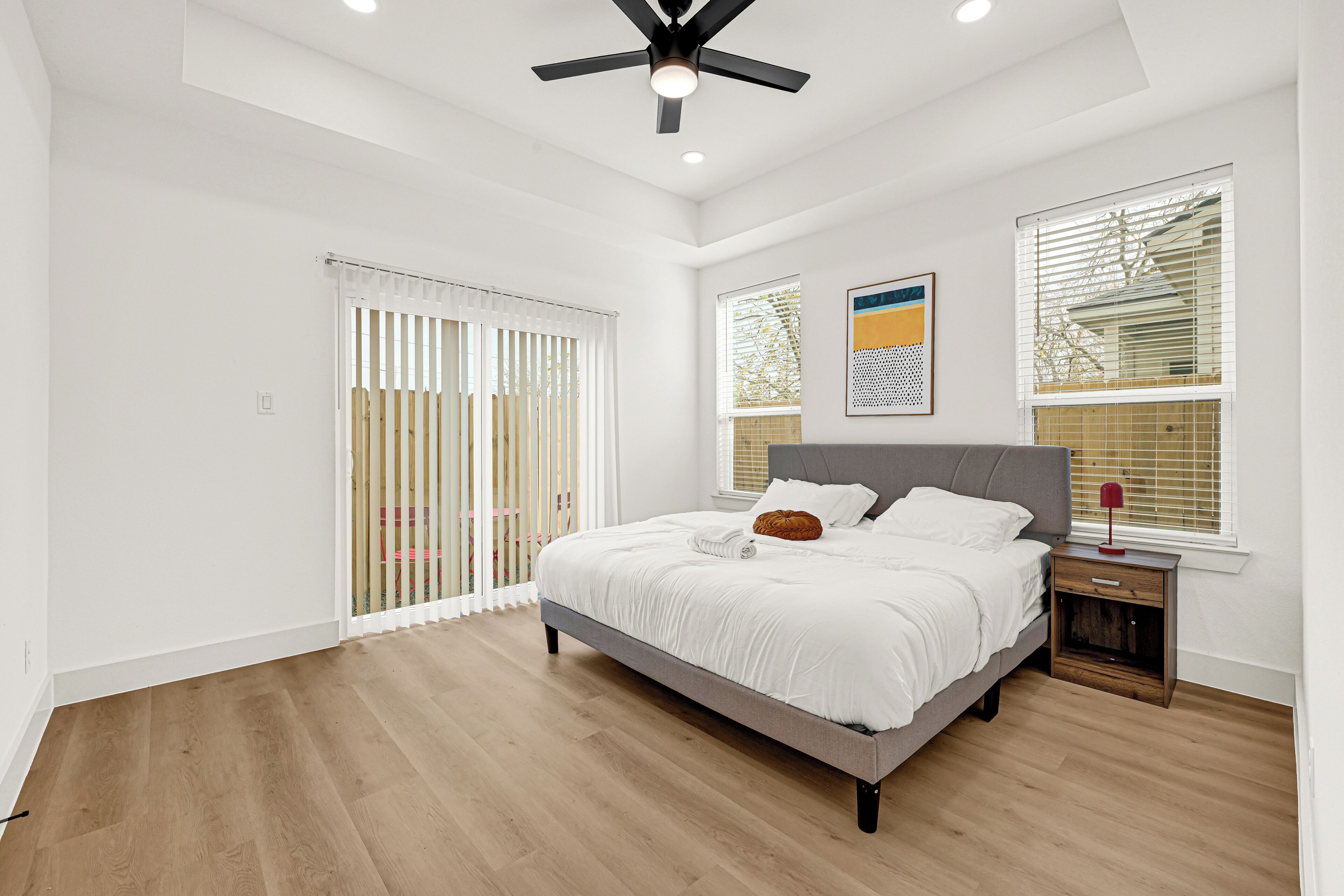 Strykejern/-brett, wi-fi og sengetøy