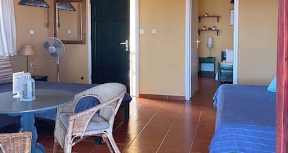 Family apartment with sea view, only 3 min away from private beach