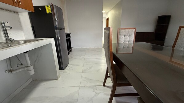 Private kitchenette - Residencia Gran Coyula Orange 512B (Tonala)