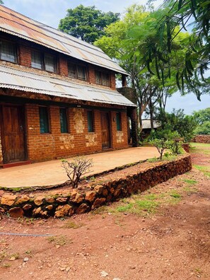 Exterior - Deanshillsviewlodge (Chipata)