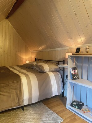 Fer et planche à repasser, Wi-Fi, draps fournis