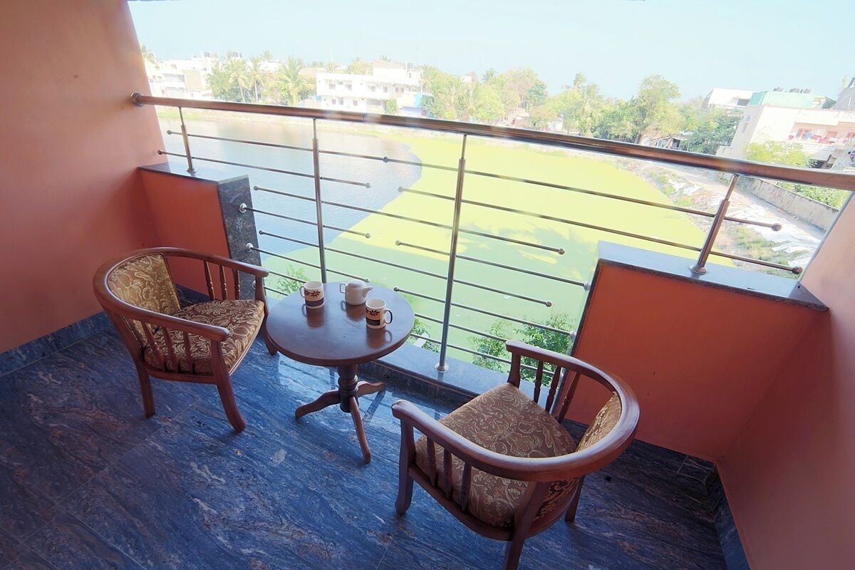 Superior Room | Property grounds